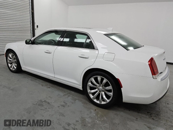 2016 Chrysler 300 Anniversary Edition with VIN 2C3CCAAG6GH313912, listed as a Copart auction lot 50132135 with 124,933 mi miles and Clean Title. Bid and sale history available at DreamBid. Image 2.
