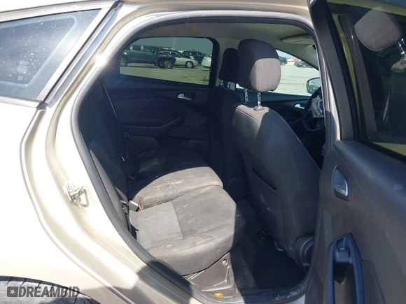 2017 Ford Focus SE with VIN 1FADP3K20HL215777, listed as a IAAI auction lot 41597028 with 137,248 mi miles. Bid and sale history available at carsss.com. Image 8.