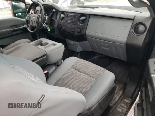 2015 Ford F-250 XLT z VIN 1FT7X2A67FED29332, wystawiony jako Copart lot #42584455 z przebiegiem 108 164 mil mil oraz Szkoda całkowita • Salvage title. Historia ofert i sprzedaży dostępna na DreamBid. Obrazek 8.
