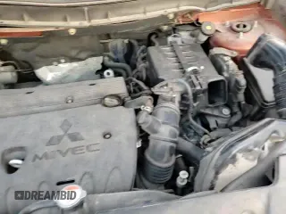 2021 Mitsubishi Outlander ES z VIN JA4ARUAU8MU024140, wystawiony jako Copart lot #83839095 z przebiegiem 87 599 mil mil oraz Szkoda całkowita • Salvage title. Historia ofert i sprzedaży dostępna na DreamBid. Obrazek 14.