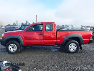 2008 Toyota Tacoma with VIN 5TEUU42N88Z549155, listed as a IAAI auction lot 41276589 with 85,539 mi miles and . Bid and sale history available at DreamBid. Image 14.