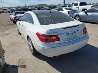 2013 Mercedes-Benz E 350 with VIN WDDKJ5KB1DF220581, listed as a IAAI auction lot 41809947 with 99,775 mi miles and . Bid and sale history available at DreamBid. Image 3.