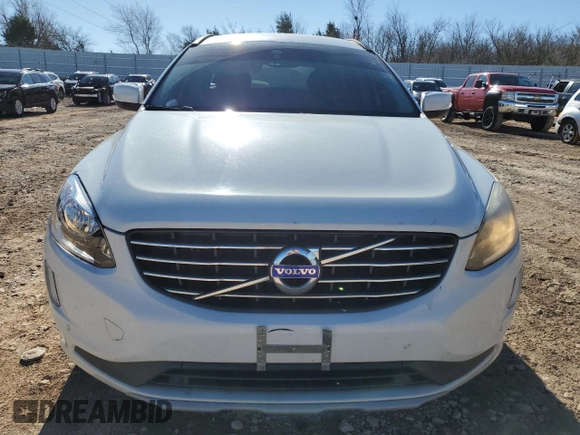 2016 Volvo XC60 T5 Drive-E z VIN YV440MDJXG2926221, wystawiony jako Copart lot #87048244 z przebiegiem 161 737 mil mil oraz Czysty tytuł • Clean title. Historia ofert i sprzedaży dostępna na DreamBid. Obrazek 5.