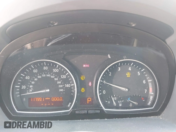 2004 BMW X3 2.5i with VIN WBXPA73404WC36868, listed as a IAAI auction lot 41835216 with 117,991 mi miles. Bid and sale history available at carsss.com. Image 7.