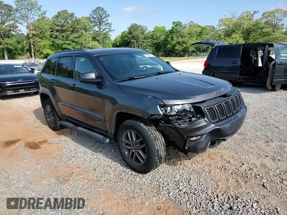2016 Jeep Grand Cherokee 75th Anniversary z VIN 1C4RJFAG2GC434626, wystawiony jako Copart lot #53643975 z przebiegiem 125 294 mil mil oraz Szkoda całkowita • Salvage title. Historia ofert i sprzedaży dostępna na DreamBid. Obrazek 15.
