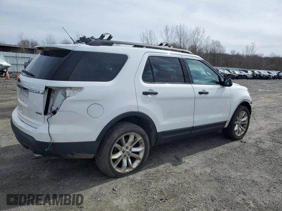 2013 Ford Explorer with VIN 1FM5K8B84DGC08747, listed as a Copart auction lot 48240385 with 221,261 mi miles and Clean Title. Bid and sale history available at carsss.com. Image 3.