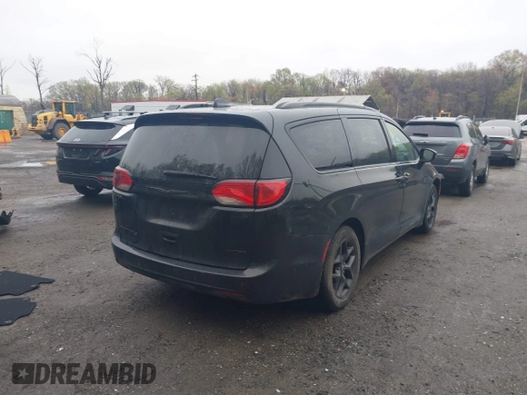 2019 Chrysler Pacifica Limited z VIN 2C4RC1GG7KR549971, wystawiony jako IAAI lot #41978964 z przebiegiem 148 754 mil mil oraz . Historia ofert i sprzedaży dostępna na DreamBid. Obrazek 4.