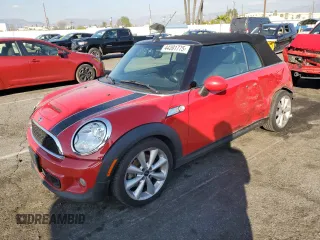 2013 MINI Convertible S with VIN WMWZP3C52DT705587, listed as a Copart auction lot 44391775 with 83,506 mi miles and Salvage Title. Bid and sale history available at DreamBid. Image 1.