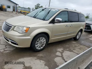 2012 Chrysler Town & Country Limited z VIN 2C4RC1GG0CR133276, wystawiony jako Copart lot #58005815 z przebiegiem 184 666 mil mil oraz Czysty tytuł • Clean title. Historia ofert i sprzedaży dostępna na DreamBid. Obrazek 1.