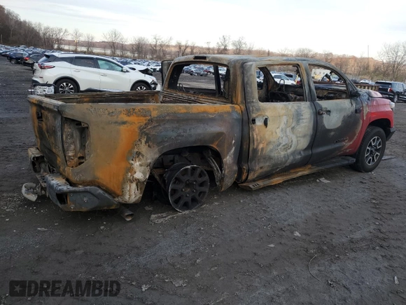 2014 Toyota Tundra Limited z VIN 5TFHY5F13EX352044, wystawiony jako Copart lot #81913994 z przebiegiem Nie podano mil oraz Szkoda całkowita • Salvage title. Historia ofert i sprzedaży dostępna na DreamBid. Obrazek 3.