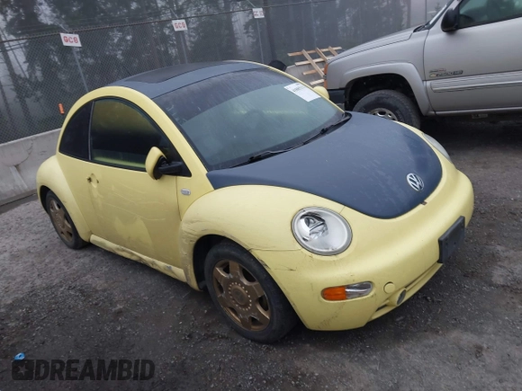 2000 Volkswagen Beetle GLX with VIN 3VWDD21C1YM464964, listed as a IAAI auction lot 41885113 with 190,106 mi miles and . Bid and sale history available at DreamBid. Image 1.