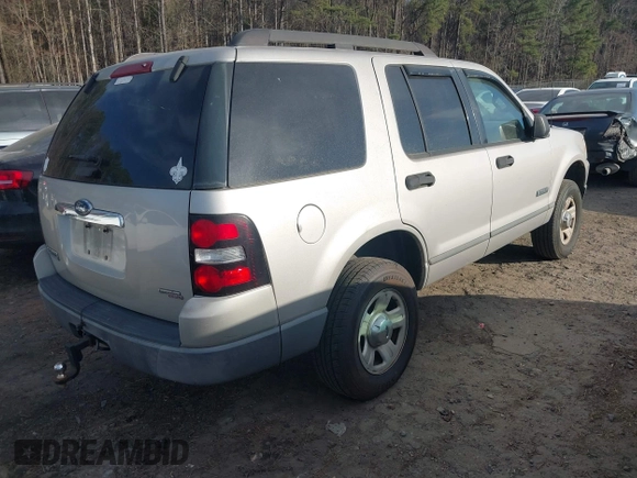 2006 Ford Explorer XLS with VIN 1FMEU62E36UB34651, listed as a IAAI auction lot 41659061 with 160,302 mi miles. Bid and sale history available at carsss.com. Image 4.