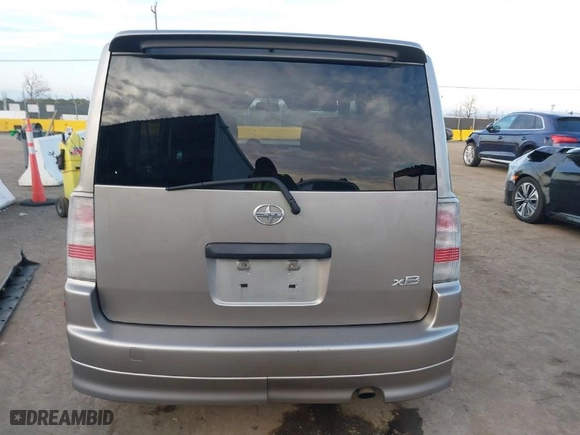 2004 Scion xB with VIN JTLKT324440150270, listed as a IAAI auction lot 41217802 with NaN miles. Bid and sale history available at carsss.com. Image 17.