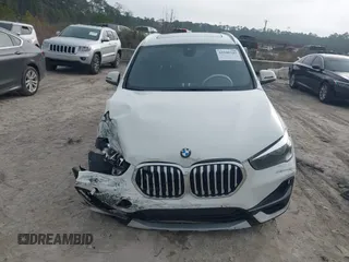 2022 BMW X1 xDrive28i z VIN WBXJG9C0XN5U89973, wystawiony jako IAAI lot #41508343 z przebiegiem 67 424 mil mil oraz . Historia ofert i sprzedaży dostępna na DreamBid. Obrazek 12.
