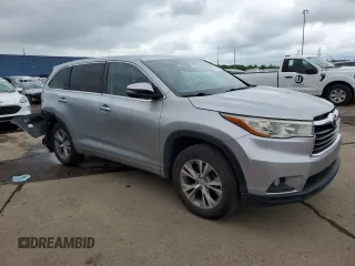 2015 Toyota Highlander LE Plus z VIN 5TDZKRFH5FS096605, wystawiony jako Copart lot #58652845 z przebiegiem 201 613 mil mil oraz Czysty tytuł • Clean title. Historia ofert i sprzedaży dostępna na DreamBid. Obrazek 4.