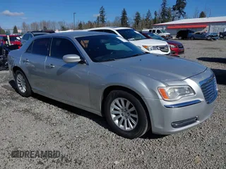 2012 Chrysler 300 z VIN 2C3CCAAG7CH116905, wystawiony jako IAAI lot #41703265 z przebiegiem 171 611 mil mil oraz . Historia ofert i sprzedaży dostępna na DreamBid. Obrazek 1.