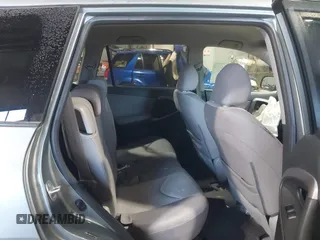 2007 Toyota RAV4 with VIN JTMBD33V776024633, listed as a IAAI auction lot 41498252 with 101,607 mi miles. Bid and sale history available at carsss.com. Image 8.