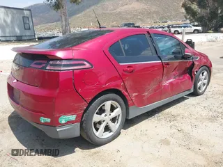 2013 Chevrolet Volt with VIN 1G1RE6E42DU105640, listed as a IAAI auction lot 42086034 with 221,123 mi miles and . Bid and sale history available at carsss.com. Image 4.