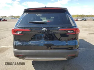 2024 Toyota Highlander XLE z VIN 5TDAAAB50RS048897, wystawiony jako Copart lot #48154395 z przebiegiem 14 789 mil mil oraz Szkoda całkowita • Salvage title. Historia ofert i sprzedaży dostępna na DreamBid. Obrazek 6.