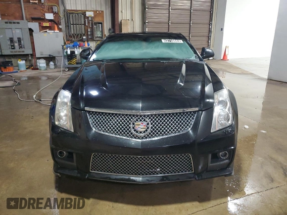 2013 Cadillac CTS-V z VIN 1G6DV1EP3D0102349, wystawiony jako Copart lot #43710885 z przebiegiem Nie podano mil oraz Czysty tytuł • Clean title. Historia ofert i sprzedaży dostępna na DreamBid. Obrazek 5.