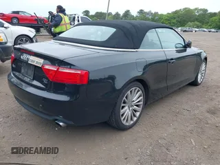 2012 Audi A5 Premium z VIN WAUCFAFH2CN009091, wystawiony jako IAAI lot #42369065 z przebiegiem 100 592 mil mil oraz . Historia ofert i sprzedaży dostępna na DreamBid. Obrazek 4.