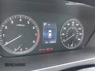 2017 Hyundai Sonata 2.4L z VIN 5NPE24AF2HH483323, wystawiony jako IAAI lot #42322738 z przebiegiem 144 607 mil mil oraz . Historia ofert i sprzedaży dostępna na DreamBid. Obrazek 7.