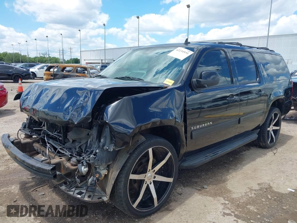 2013 Chevrolet Suburban LT с VIN 1GNSCJE04DR146389, выставлен на аукционе IAAI как лот 42234931 с пробегом 77 555 миль миль и . История ставок и продаж доступна на DreamBid. Изображение 17.