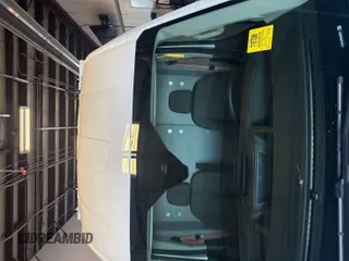 2023 Ford Transit Cargo z VIN 1FTBR1X86PKC09421, wystawiony jako IAAI lot #42737690 z przebiegiem 10 233 mil mil oraz . Historia ofert i sprzedaży dostępna na DreamBid. Obrazek 1.