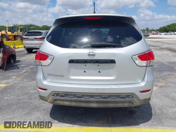 2016 Nissan Pathfinder SV with VIN 5N1AR2MN5GC647848, listed as a IAAI auction lot 42178328 with 155,942 mi miles. Bid and sale history available at carsss.com. Image 16.