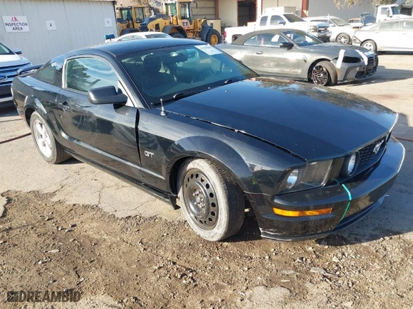 2008 Ford Mustang GT Deluxe with VIN 1ZVHT82H385147226, listed as a IAAI auction lot 41258469 with NaN miles. Bid and sale history available at carsss.com. Image 1.