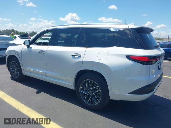 2025 Lexus TX 350 with VIN 5TDAAAA69SS014733, listed as a IAAI auction lot 42481473 with 1,592 mi miles and . Bid and sale history available at DreamBid. Image 3.