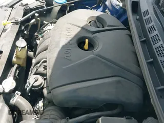 2015 Hyundai Elantra SE with VIN 5NPDH4AEXFH633516, listed as a IAAI auction lot 43054705 with 104,836 mi miles and . Bid and sale history available at DreamBid. Image 19.