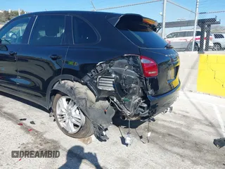 2014 Porsche Cayenne Diesel with VIN WP1AF2A20ELA35222, listed as a IAAI auction lot 41860957 with 124,530 mi miles and . Bid and sale history available at DreamBid. Image 6.