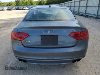 2013 Audi S5 Prestige z VIN WAUVGAFR9DA001304, wystawiony jako Copart lot #54165695 z przebiegiem 106 571 mil mil oraz Szkody całkowita. Historia ofert i sprzedaży dostępna na DreamBid. Obrazek 6.