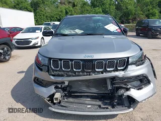 2024 Jeep Compass Limited z VIN 3C4NJDCN4RT595193, wystawiony jako IAAI lot #42275126 z przebiegiem 26 638 mil mil oraz . Historia ofert i sprzedaży dostępna na DreamBid. Obrazek 12.