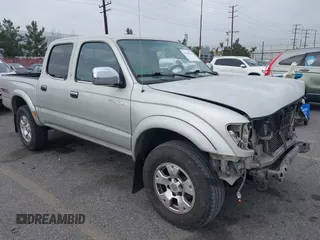 2001 Toyota Tacoma PreRunner with VIN 5TEGN92N11Z832042, listed as a IAAI auction lot 41465622 with 281,274 mi miles. Bid and sale history available at carsss.com. Image 1.