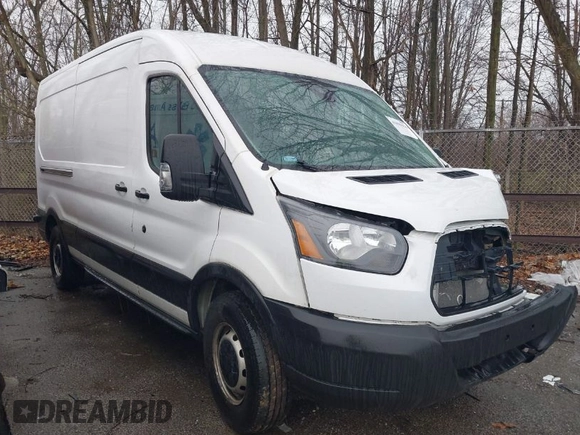 2019 Ford Transit with VIN 1FTYR2CM1KKA10613, listed as a IAAI auction lot 41898428 with 442,144 mi miles. Bid and sale history available at carsss.com. Image 1.