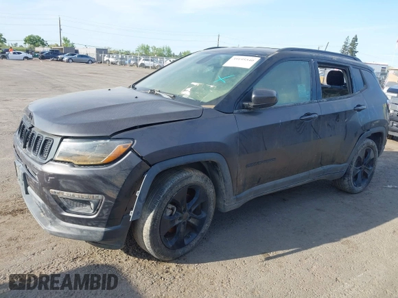 2019 Jeep Compass Altitude z VIN 3C4NJCBB8KT726956, wystawiony jako IAAI lot #39195540 z przebiegiem Nie podano mil oraz . Historia ofert i sprzedaży dostępna na DreamBid. Obrazek 2.