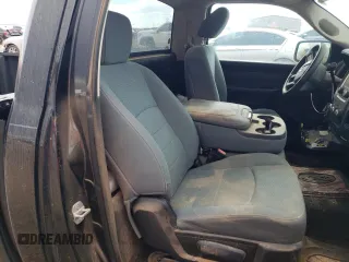 2013 Ram 1500 Tradesman z VIN 3C6JR6AP0DG541535, wystawiony jako Copart lot #66957284 z przebiegiem 109 726 mil mil oraz Szkoda całkowita • Salvage title. Historia ofert i sprzedaży dostępna na DreamBid. Obrazek 10.
