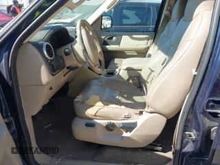2003 Ford Expedition Special Service with VIN 1FMFU16L63LB91654, listed as a IAAI auction lot 41873090 with 296,213 mi miles. Bid and sale history available at carsss.com. Image 5.