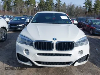 2015 BMW X6 xDrive35i with VIN 5UXKU2C50F0N77117, listed as a IAAI auction lot 41901159 with 104,820 mi miles. Bid and sale history available at carsss.com. Image 13.