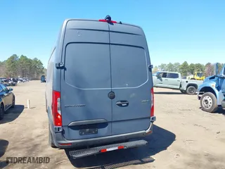 2019 Mercedes-Benz Sprinter Cargo Van with VIN WD4PF1CDXKP148268, listed as a IAAI auction lot 42000045 with 85,106 mi miles. Bid and sale history available at carsss.com. Image 16.