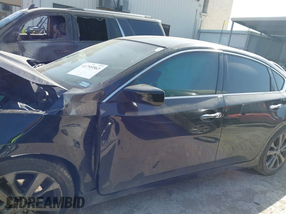 2018 Nissan Altima 2.5 SR with VIN 1N4AL3AP4JC284490, listed as a IAAI auction lot 41795563 with 112,936 mi miles. Bid and sale history available at carsss.com. Image 14.