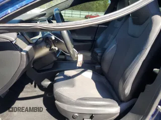 2016 Tesla Model S 90D z VIN 5YJSA1E27GF172611, wystawiony jako Copart lot #49434005 z przebiegiem 175 665 mil mil oraz Szkoda całkowita • Salvage title. Historia ofert i sprzedaży dostępna na DreamBid. Obrazek 7.