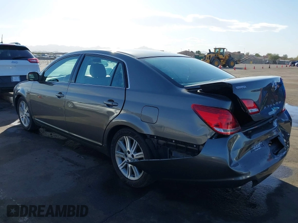 2006 Toyota Avalon XL with VIN 4T1BK36B86U140565, listed as a IAAI auction lot 41297851 with 186,025 mi miles. Bid and sale history available at carsss.com. Image 3.