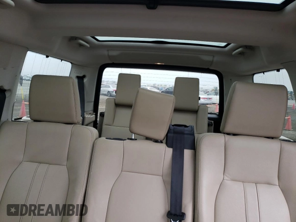 2014 Land Rover LR4 HSE z VIN SALAG2V60EA717775, wystawiony jako Copart lot #76388534 z przebiegiem 108 668 mil mil oraz Szkoda całkowita • Salvage title. Historia ofert i sprzedaży dostępna na DreamBid. Obrazek 10.
