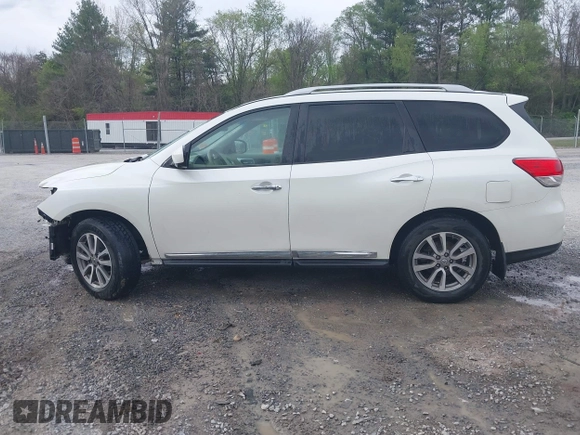 2015 Nissan Pathfinder SL with VIN 5N1AR2MM3FC642427, listed as a IAAI auction lot 42066272 with 137,523 mi miles and . Bid and sale history available at DreamBid. Image 14.