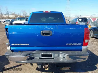 2003 Chevrolet Silverado 1500 LS with VIN 2GCEC19T731369026, listed as a IAAI auction lot 41814490 with 236,597 mi miles. Bid and sale history available at carsss.com. Image 16.