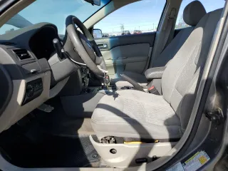 2011 Ford Fusion SE with VIN 3FAHP0HA2BR247167, listed as a Copart auction lot 50840255 with 137,066 mi miles and Salvage Title. Bid and sale history available at DreamBid. Image 7.