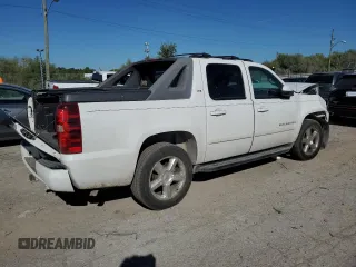 2007 Chevrolet Avalanche LTZ with VIN 3GNFK12307G123571, listed as a Copart auction lot 69875124 with 199,290 mi miles and Salvage Title. Bid and sale history available at carsss.com. Image 3.